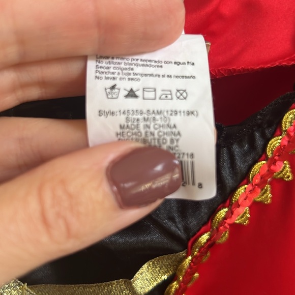 Disguise Vampire Queen Costume Size M (8/10) - Picture 9 of 10